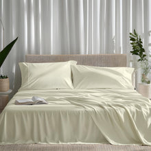 Load image into Gallery viewer, ASSORTED 5 BEDSHEETS SET
